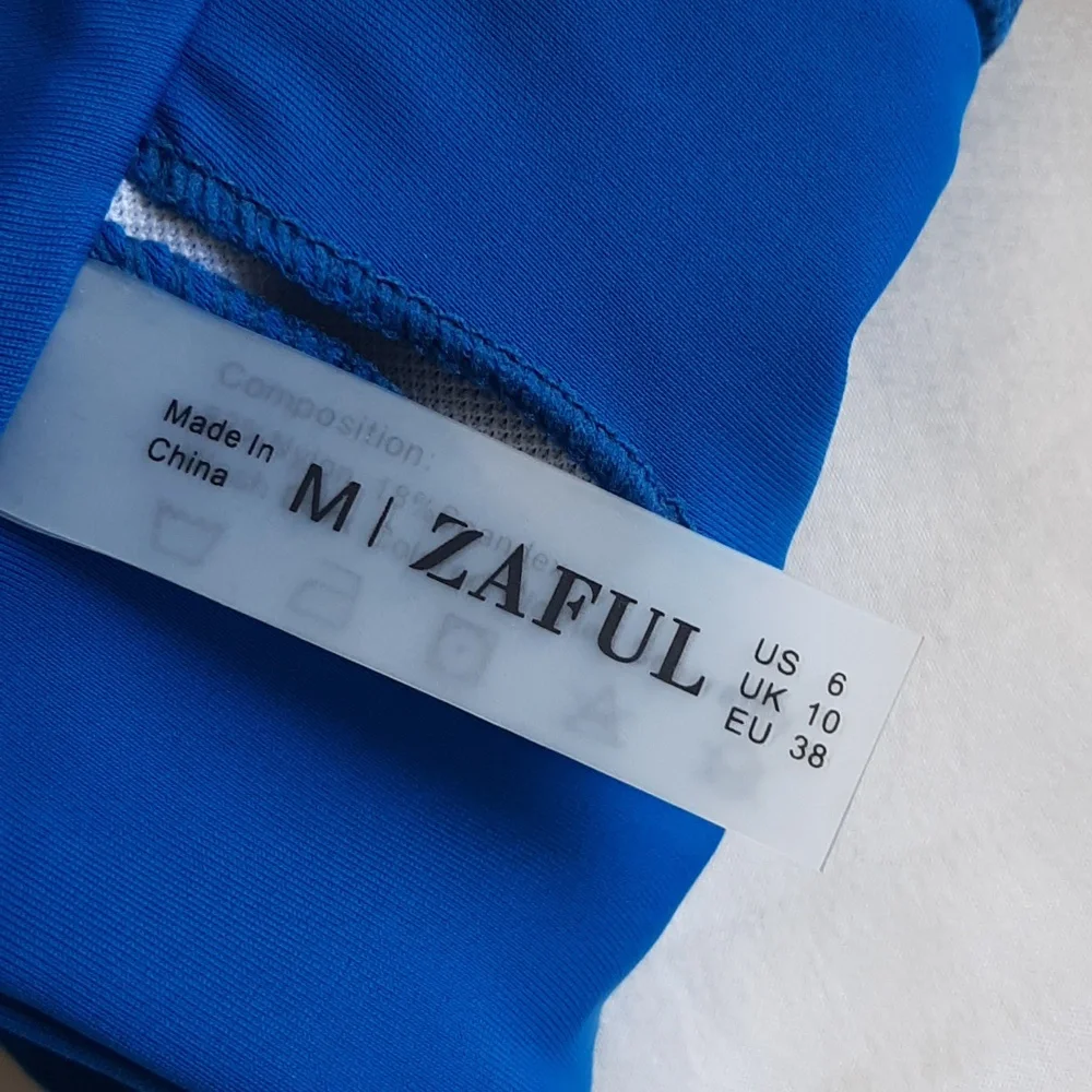 Zaful Bathing suit top.  Size 6. (M) Blue.  Slots for padding (not inclu… - Picture 6 of 10